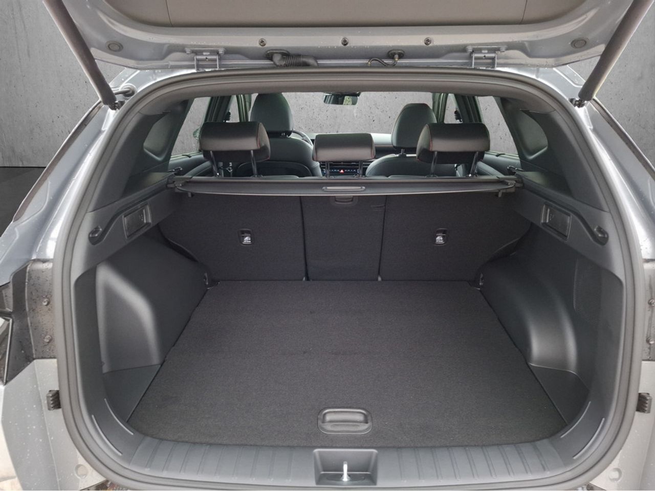 https://csb-strapi-files.fsn1.your-objectstorage.com/inventory-cars/images/a6a33a16488a42f617a939190f8d7bd8b8144787/18_1280_6921.jpg