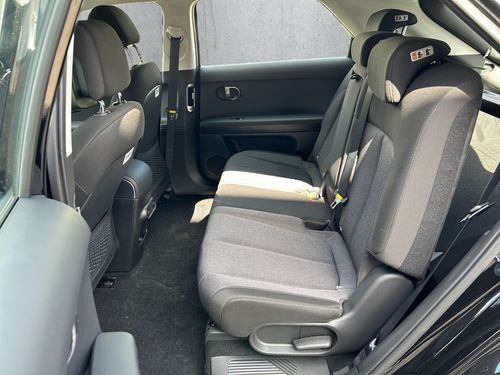 https://csb-strapi-files.fsn1.your-objectstorage.com/inventory-cars/images/a759823cf04b97b35c2e66514fa7a5819a1d1c46/13_500_1254.jpg