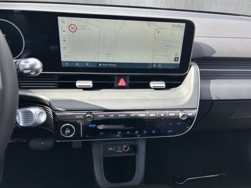 https://csb-strapi-files.fsn1.your-objectstorage.com/inventory-cars/images/a759823cf04b97b35c2e66514fa7a5819a1d1c46/17_500_5176.jpg