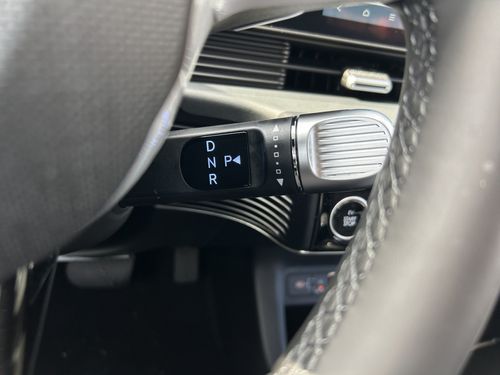 https://csb-strapi-files.fsn1.your-objectstorage.com/inventory-cars/images/a759823cf04b97b35c2e66514fa7a5819a1d1c46/21_500_6598.jpg