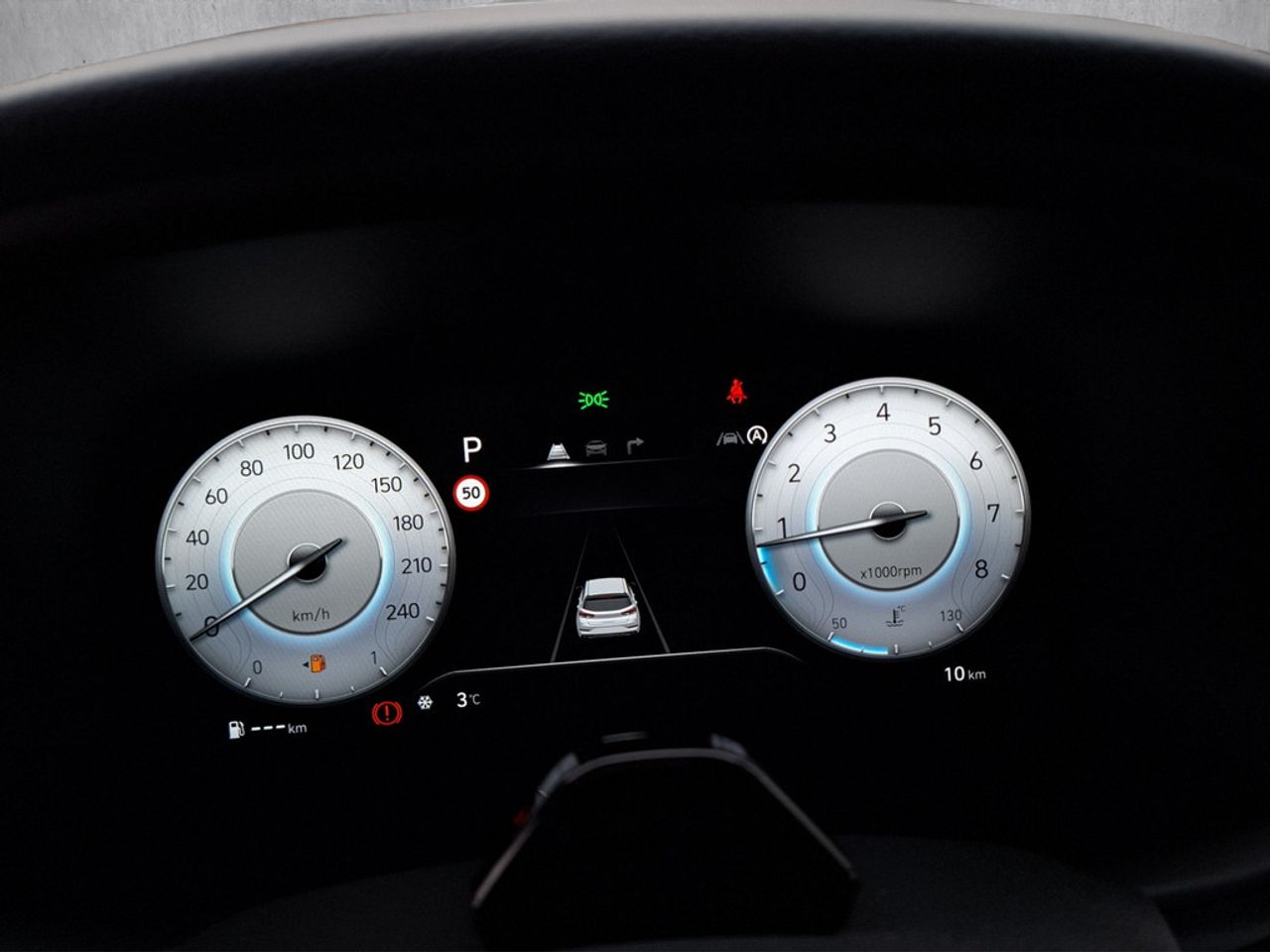 https://csb-strapi-files.fsn1.your-objectstorage.com/inventory-cars/images/a7c8a8574587d894bc48924de26d33922e4b0b84/12_1280_4474.jpg