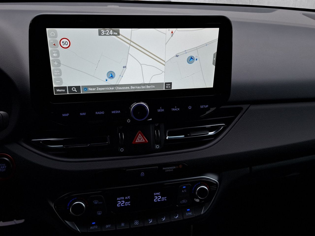 https://csb-strapi-files.fsn1.your-objectstorage.com/inventory-cars/images/a7c8a8574587d894bc48924de26d33922e4b0b84/13_1280_5054.jpg