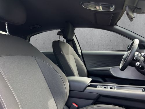 https://csb-strapi-files.fsn1.your-objectstorage.com/inventory-cars/images/a8f4b60276918fe14258396a0a4f51f1aed05bd0/18_500_2857.jpg