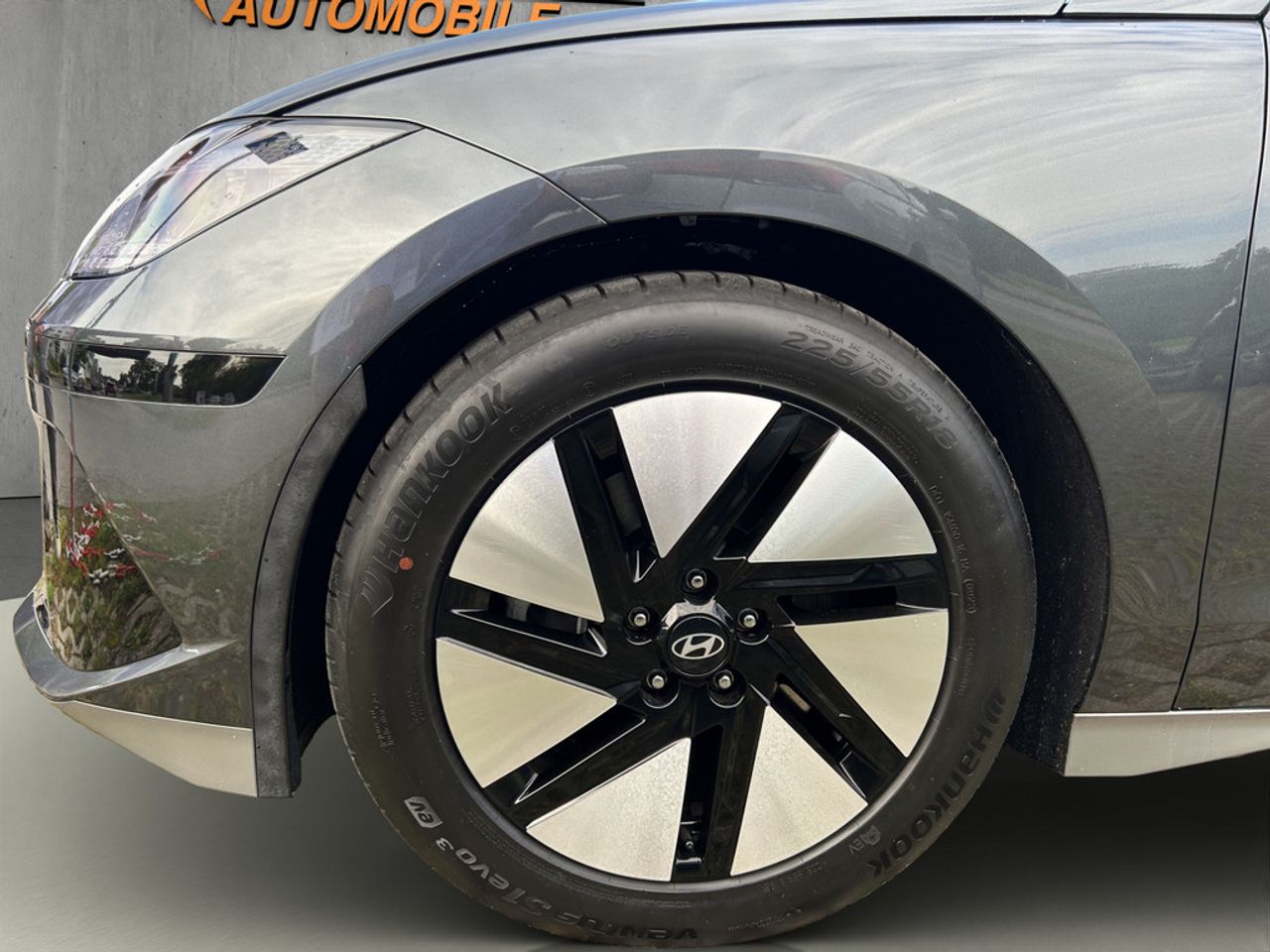 https://csb-strapi-files.fsn1.your-objectstorage.com/inventory-cars/images/a8f4b60276918fe14258396a0a4f51f1aed05bd0/1_1280_9270.jpg