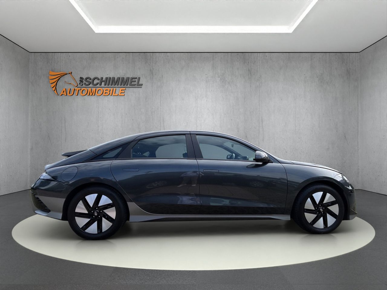 https://csb-strapi-files.fsn1.your-objectstorage.com/inventory-cars/images/a8f4b60276918fe14258396a0a4f51f1aed05bd0/5_1280_5941.jpg