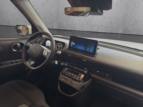 https://csb-strapi-files.fsn1.your-objectstorage.com/inventory-cars/images/ab588ab248a9e912b2743c3945342356afc8207d/22_500_1334.jpg