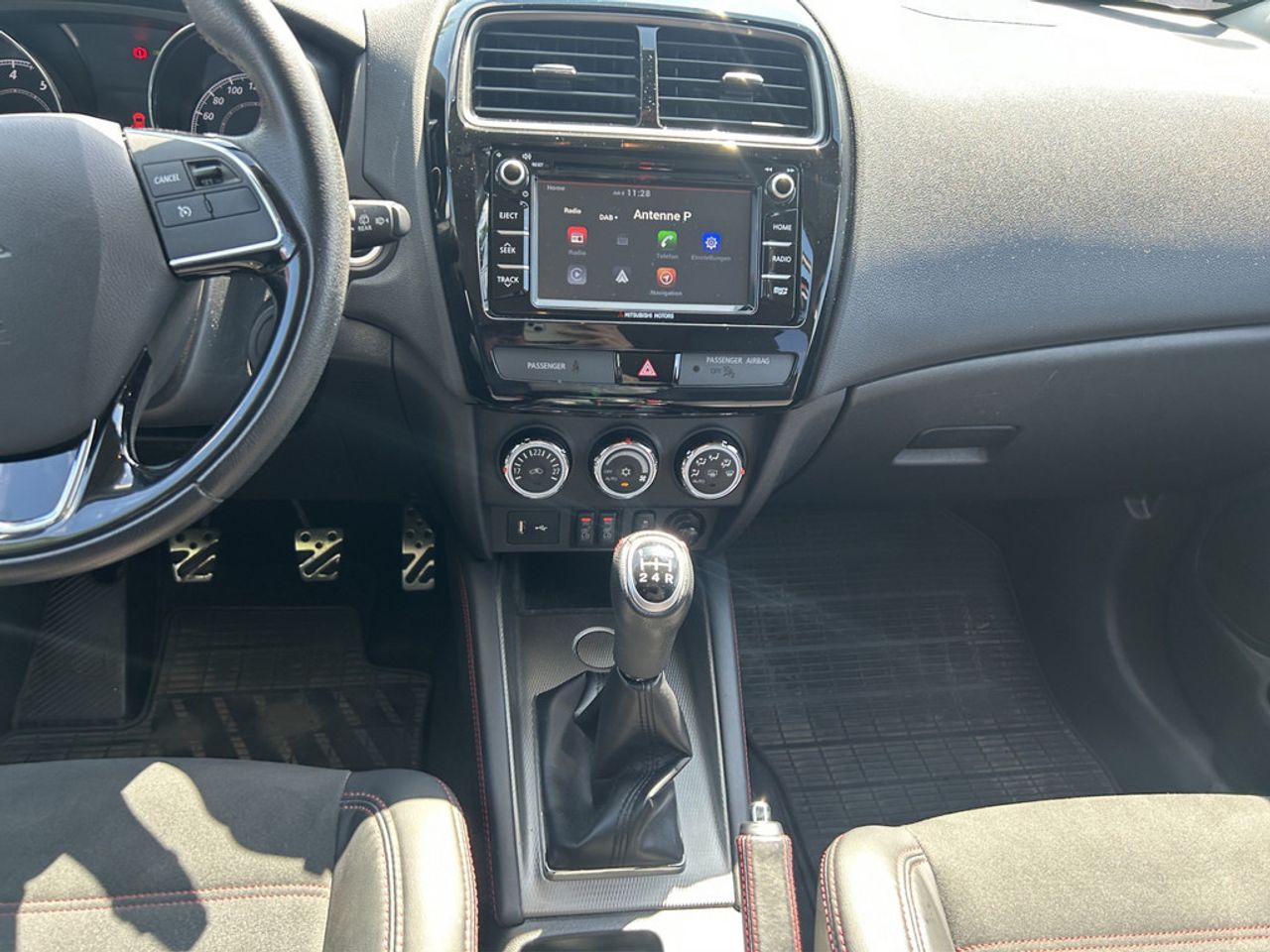 https://csb-strapi-files.fsn1.your-objectstorage.com/inventory-cars/images/ac09a347e9b7853e19ea4e55f86cb09a2df8233a/10_1280_9684.jpg