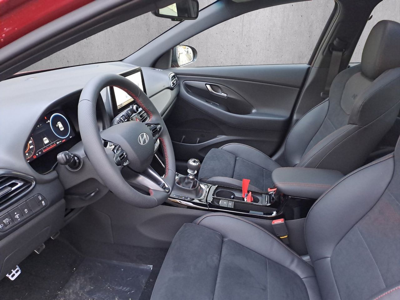 https://csb-strapi-files.fsn1.your-objectstorage.com/inventory-cars/images/ad5fc47e747e3ff1a2930bf97ff20fe07ca2b163/8_1280_9907.jpg