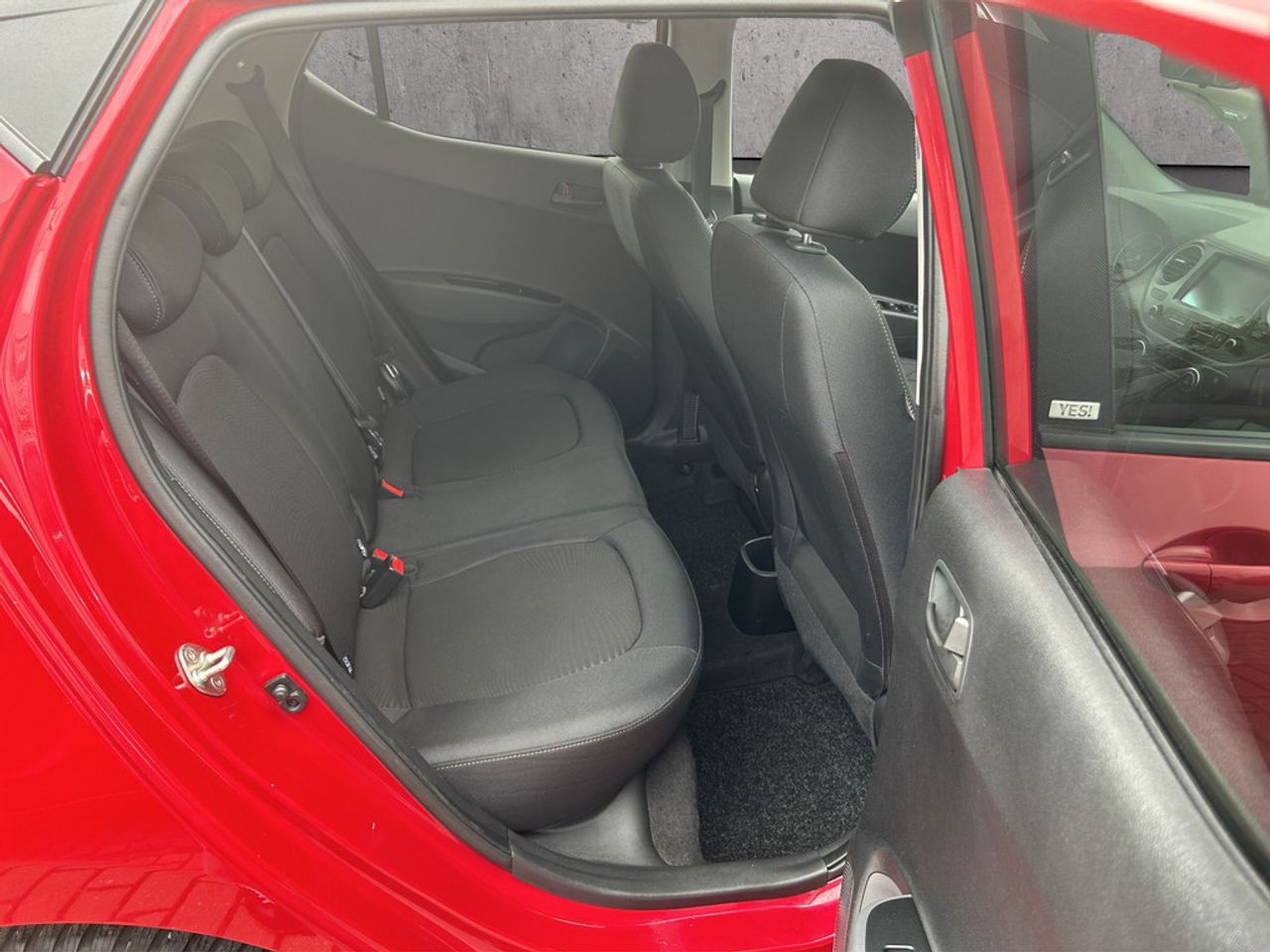 https://csb-strapi-files.fsn1.your-objectstorage.com/inventory-cars/images/ae5fe7f91383a1de1e99d8bc517ee19ffec33767/18_1280_9332.jpg