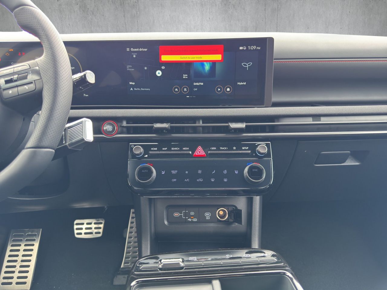 https://csb-strapi-files.fsn1.your-objectstorage.com/inventory-cars/images/ae8b725e1c4d7b1df699b4dfbe326aa71b0d006a/15_1280_8395.jpg