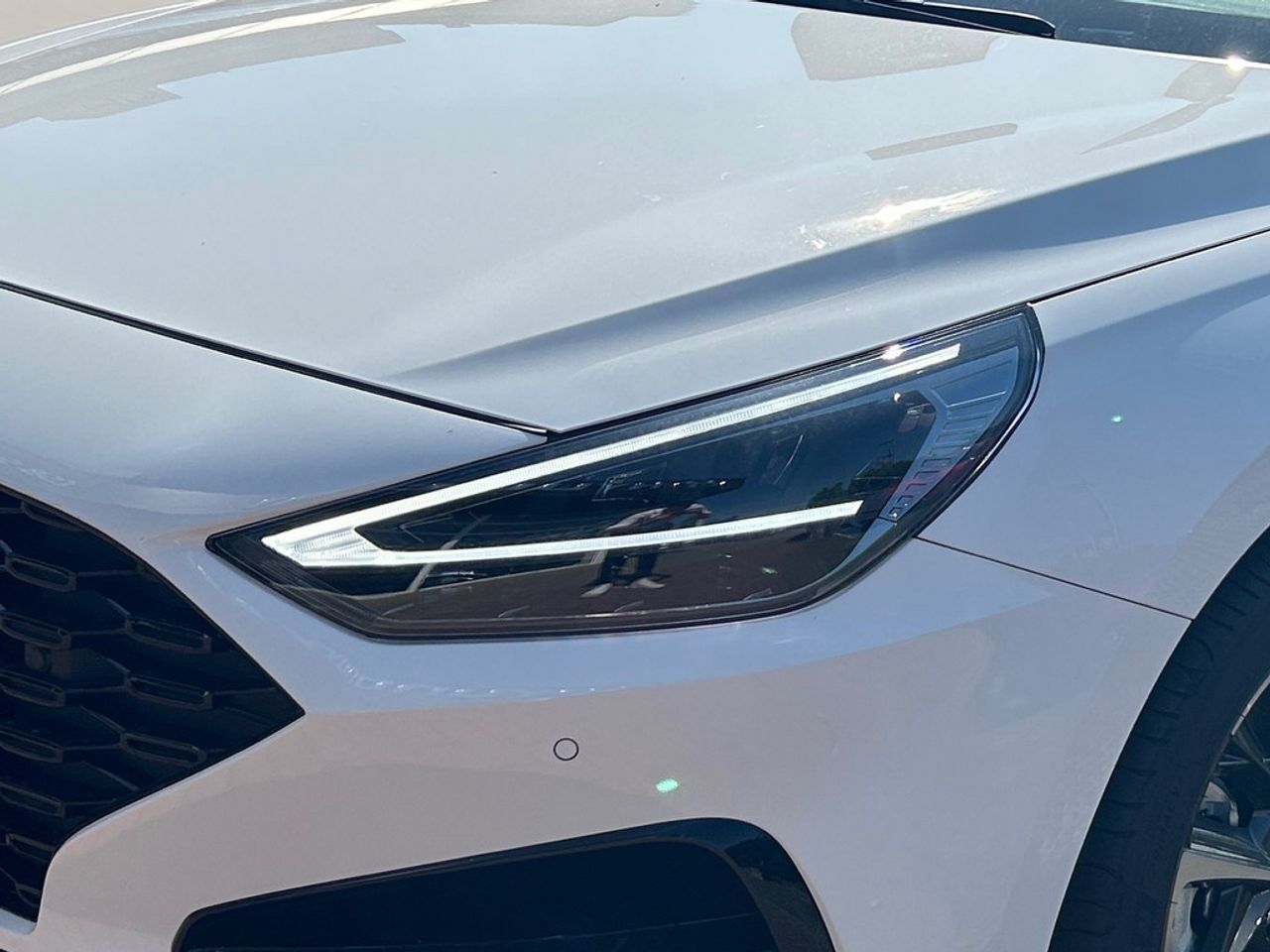 https://csb-strapi-files.fsn1.your-objectstorage.com/inventory-cars/images/b067bcf2ef2e4279fe3b7775675e2a6eb6b404d7/4_1280_4974.jpg