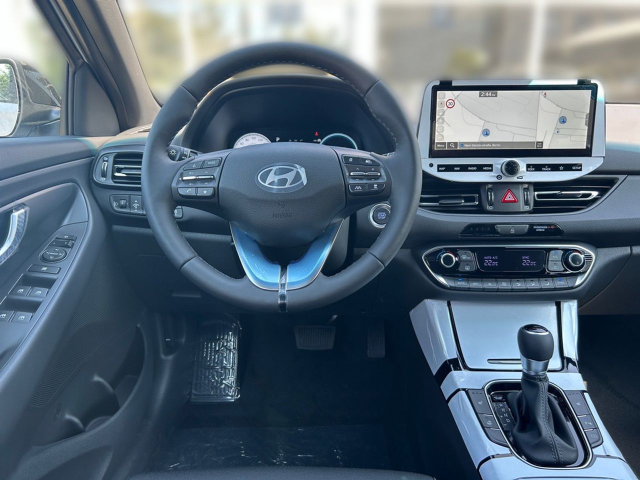 https://csb-strapi-files.fsn1.your-objectstorage.com/inventory-cars/images/b067bcf2ef2e4279fe3b7775675e2a6eb6b404d7/9_1280_4280.jpg