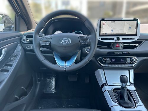 https://csb-strapi-files.fsn1.your-objectstorage.com/inventory-cars/images/b067bcf2ef2e4279fe3b7775675e2a6eb6b404d7/9_500_8138.jpg