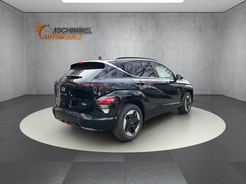 https://csb-strapi-files.fsn1.your-objectstorage.com/inventory-cars/images/b06ac8b91cf80c062c89429cb259154386fe7ff7/6_500_8685.jpg