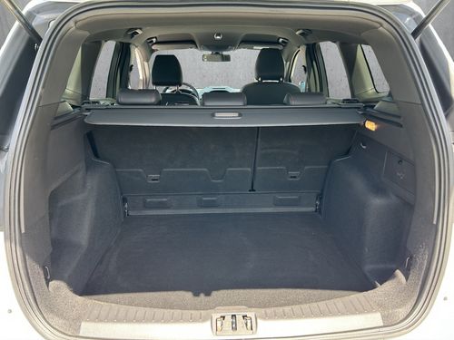 https://csb-strapi-files.fsn1.your-objectstorage.com/inventory-cars/images/b17d4ffd0d3cfcc73e8bc2a00f874ee3c0bffec3/16_500_9686.jpg