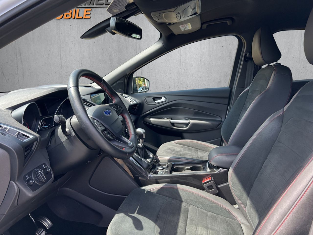 https://csb-strapi-files.fsn1.your-objectstorage.com/inventory-cars/images/b17d4ffd0d3cfcc73e8bc2a00f874ee3c0bffec3/8_1280_5621.jpg