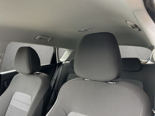 https://csb-strapi-files.fsn1.your-objectstorage.com/inventory-cars/images/b1875e5fc9b68e255a3b6c9faf6f25cc2556fca8/12_500_1787.jpg