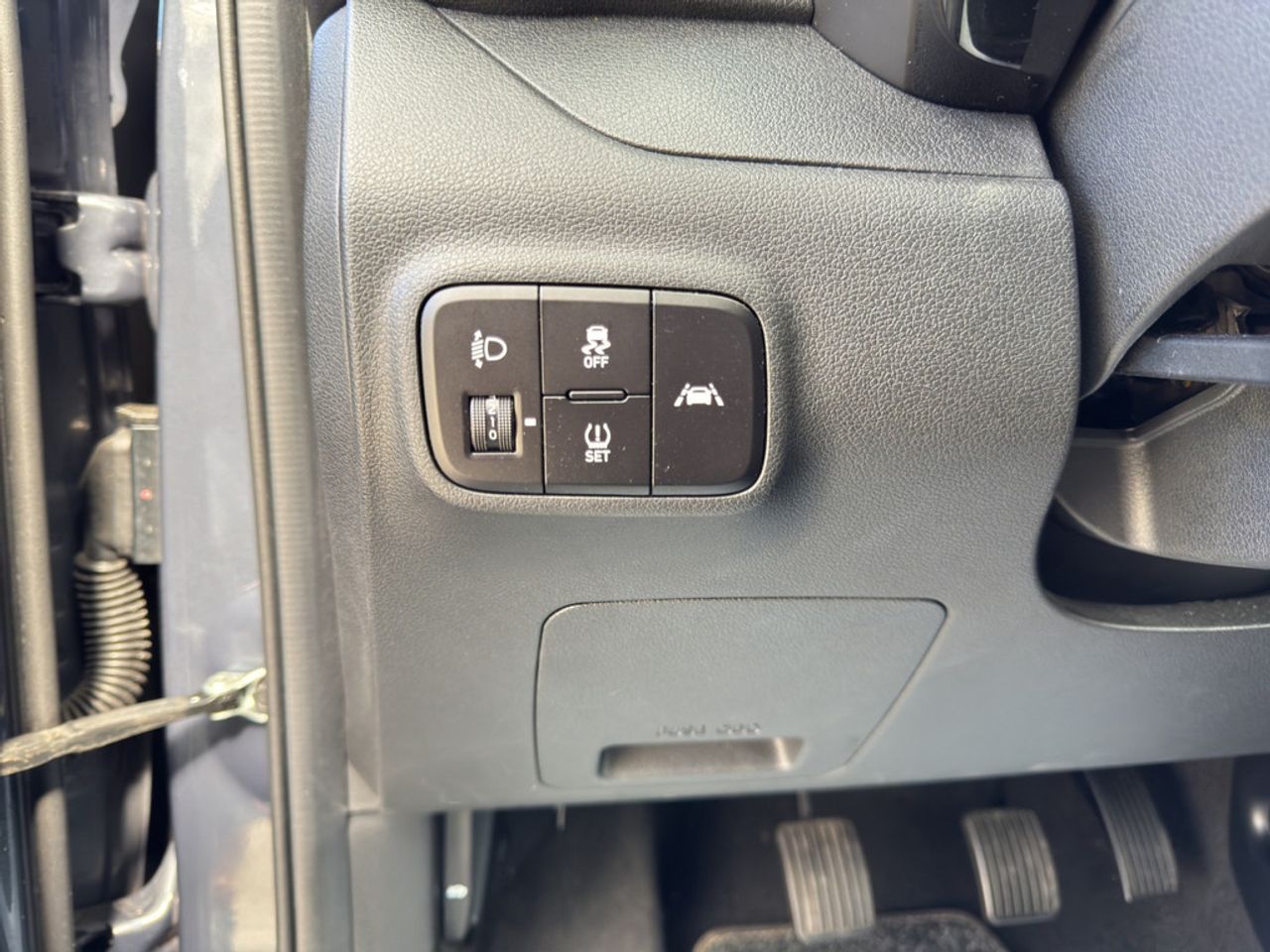 https://csb-strapi-files.fsn1.your-objectstorage.com/inventory-cars/images/b18919db852e563a20207fae6e5bc38ebd657aba/20_1280_4462.jpg