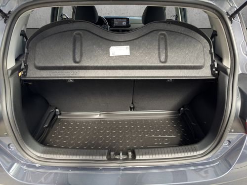 https://csb-strapi-files.fsn1.your-objectstorage.com/inventory-cars/images/b18919db852e563a20207fae6e5bc38ebd657aba/5_500_2071.jpg