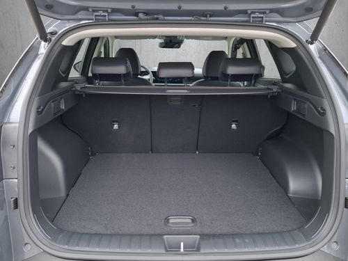 https://csb-strapi-files.fsn1.your-objectstorage.com/inventory-cars/images/b263243e003cd21d4dc099ac1e5e6984fe8a1cc8/18_500_3186.jpg