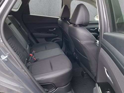 https://csb-strapi-files.fsn1.your-objectstorage.com/inventory-cars/images/b263243e003cd21d4dc099ac1e5e6984fe8a1cc8/19_500_6516.jpg