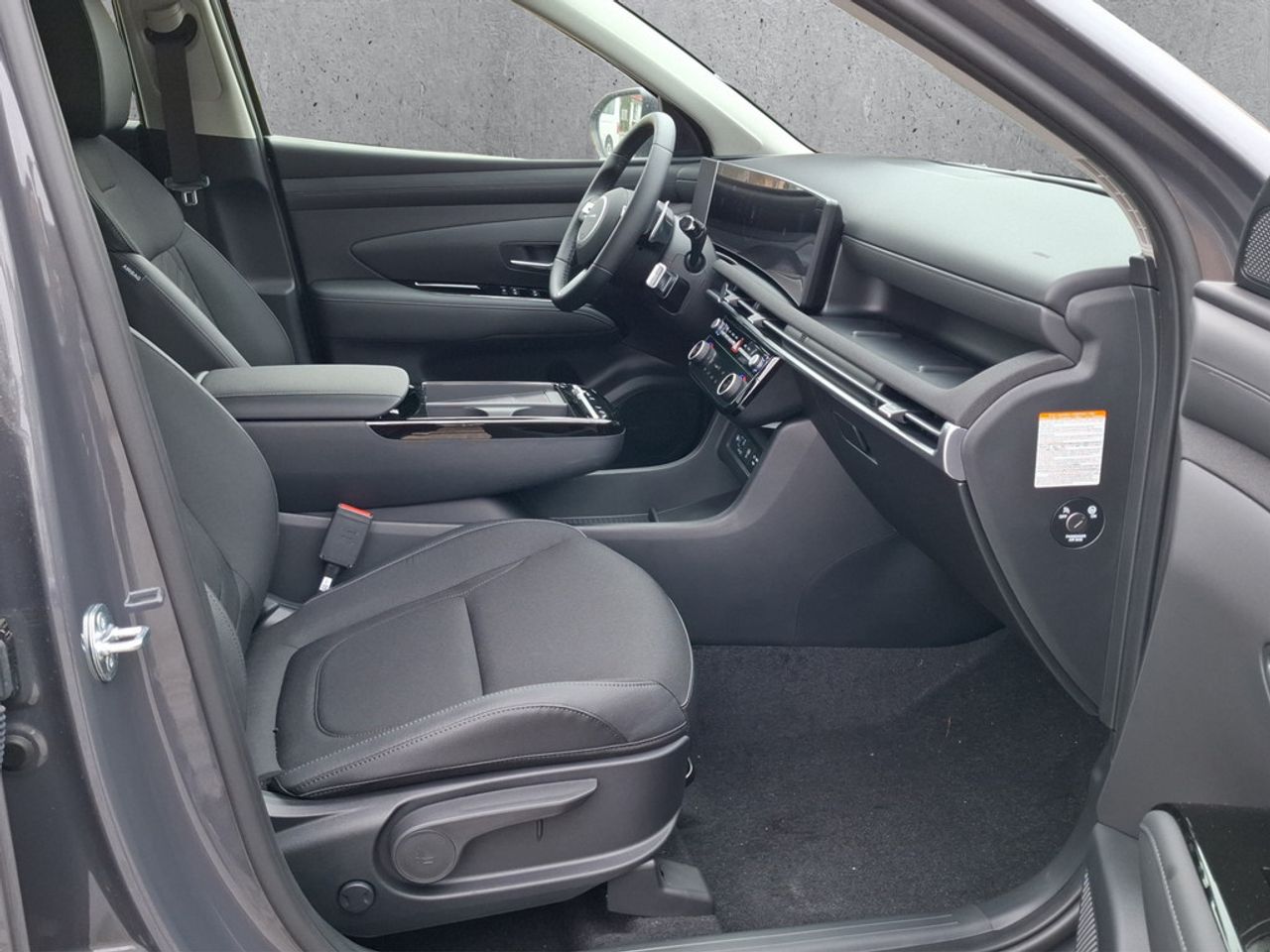https://csb-strapi-files.fsn1.your-objectstorage.com/inventory-cars/images/b263243e003cd21d4dc099ac1e5e6984fe8a1cc8/20_1280_6024.jpg