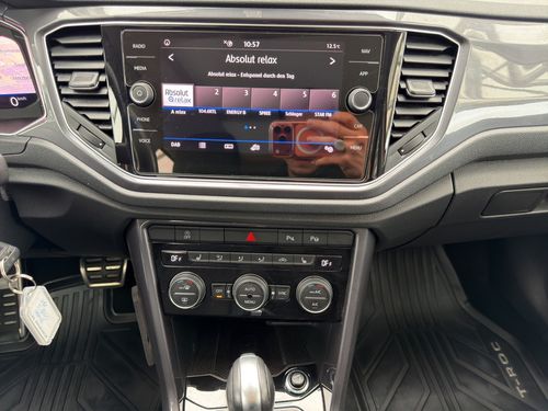 https://csb-strapi-files.fsn1.your-objectstorage.com/inventory-cars/images/b377a0a44d5276bb0de8a6589cdf3826af52ee26/14_500_1432.jpg