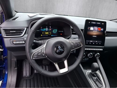 https://csb-strapi-files.fsn1.your-objectstorage.com/inventory-cars/images/b45f1ce7fbba27975d3be4119d515d79a05dfcdc/9_500_6122.jpg