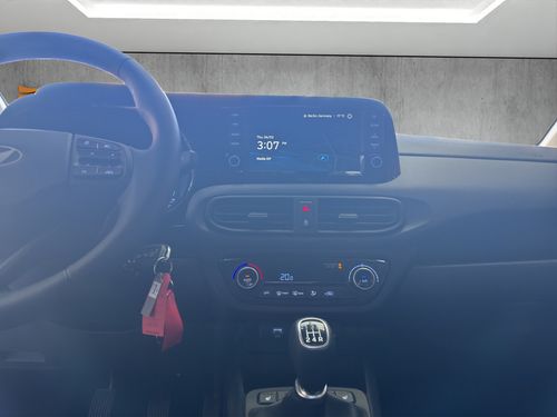https://csb-strapi-files.fsn1.your-objectstorage.com/inventory-cars/images/b55c2d5927ccb6708f997208a71a1c9e287a67fe/17_500_7929.jpg