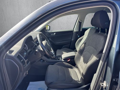 https://csb-strapi-files.fsn1.your-objectstorage.com/inventory-cars/images/b5a83fd15e649dfd2e3d4d1a10758360f1b2e4aa/10_500_5112.jpg