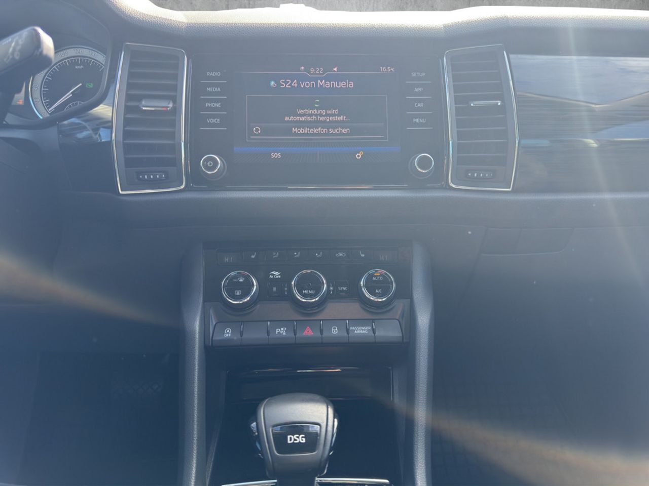 https://csb-strapi-files.fsn1.your-objectstorage.com/inventory-cars/images/b5a83fd15e649dfd2e3d4d1a10758360f1b2e4aa/15_1280_8725.jpg