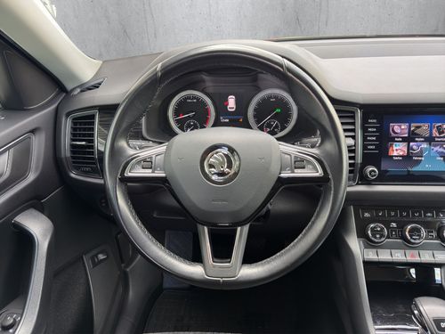 https://csb-strapi-files.fsn1.your-objectstorage.com/inventory-cars/images/b5a83fd15e649dfd2e3d4d1a10758360f1b2e4aa/17_500_9542.jpg