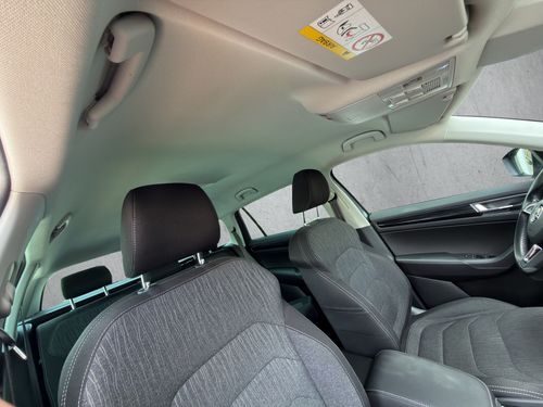https://csb-strapi-files.fsn1.your-objectstorage.com/inventory-cars/images/b5a83fd15e649dfd2e3d4d1a10758360f1b2e4aa/20_500_7042.jpg