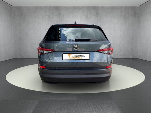 https://csb-strapi-files.fsn1.your-objectstorage.com/inventory-cars/images/b5a83fd15e649dfd2e3d4d1a10758360f1b2e4aa/4_500_5062.jpg