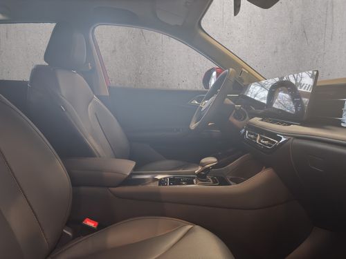 https://csb-strapi-files.fsn1.your-objectstorage.com/inventory-cars/images/b7336b335ae41c98b8e43efa4d97d5593130585c/19_500_9432.jpg