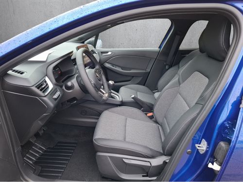 https://csb-strapi-files.fsn1.your-objectstorage.com/inventory-cars/images/b8d64a5bf7d8e25491c95f0168c83039b828f380/9_500_5367.jpg