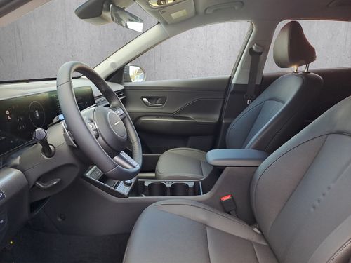 https://csb-strapi-files.fsn1.your-objectstorage.com/inventory-cars/images/ba28b4a8ee8f55402bdd084fcb911f2a5e0c7107/9_500_6320.jpg