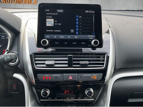 https://csb-strapi-files.fsn1.your-objectstorage.com/inventory-cars/images/ba773429d35d234f3344b7e7fba20c1cd4147876/12_500_8760.jpg