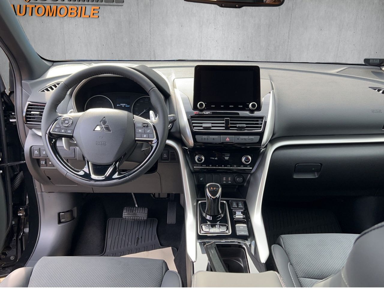 https://csb-strapi-files.fsn1.your-objectstorage.com/inventory-cars/images/ba773429d35d234f3344b7e7fba20c1cd4147876/15_1280_2874.jpg