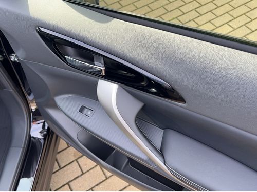 https://csb-strapi-files.fsn1.your-objectstorage.com/inventory-cars/images/ba773429d35d234f3344b7e7fba20c1cd4147876/20_500_8286.jpg