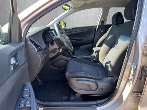 https://csb-strapi-files.fsn1.your-objectstorage.com/inventory-cars/images/bab29d94b3b87599ec7fd1e59df5023937d134d1/10_500_4958.jpg
