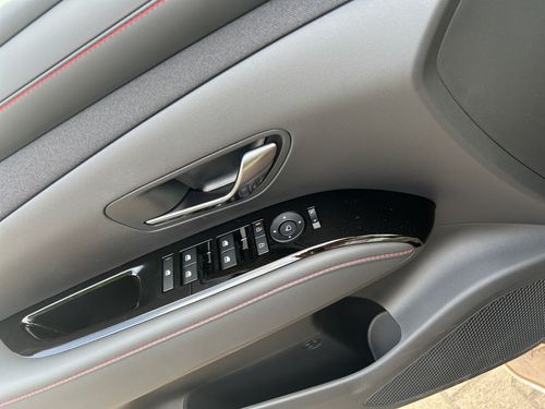 https://csb-strapi-files.fsn1.your-objectstorage.com/inventory-cars/images/bb19368a5538fbd8b2479cf145f54221bc4cc840/13_500_2554.jpg