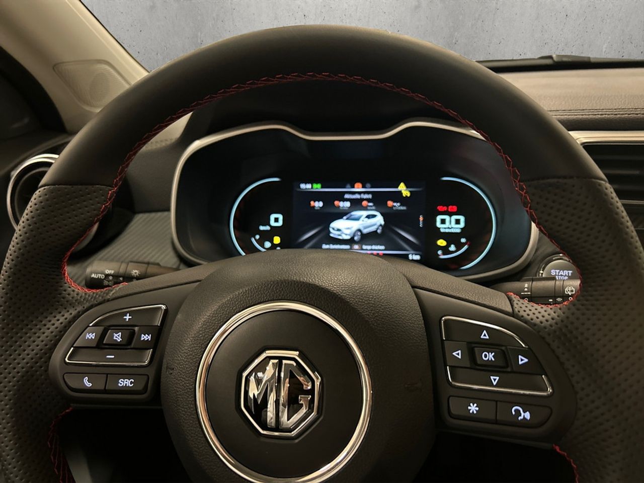 https://csb-strapi-files.fsn1.your-objectstorage.com/inventory-cars/images/bb8c7c541863922e69923240c52df01769ff534e/7_1280_2224.jpg