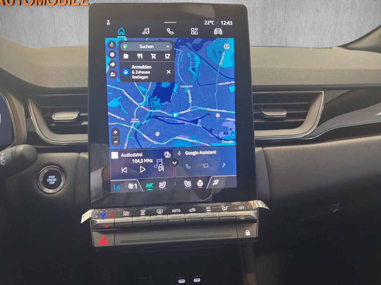 https://csb-strapi-files.fsn1.your-objectstorage.com/inventory-cars/images/bc261e9a2cf0bc653209f8a4c67099de1c22e689/12_1280_9349.jpg