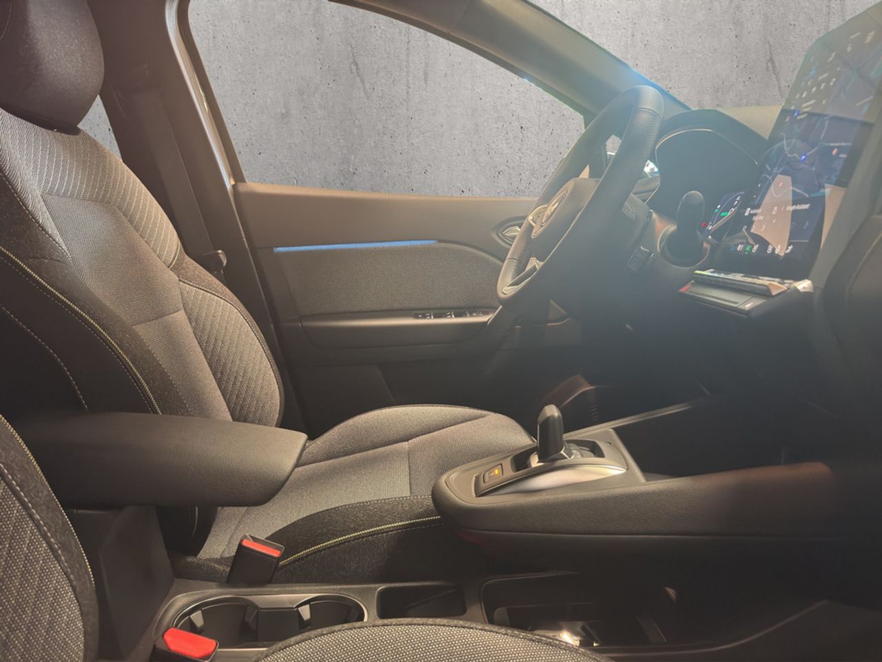 https://csb-strapi-files.fsn1.your-objectstorage.com/inventory-cars/images/bc261e9a2cf0bc653209f8a4c67099de1c22e689/19_1280_8397.jpg