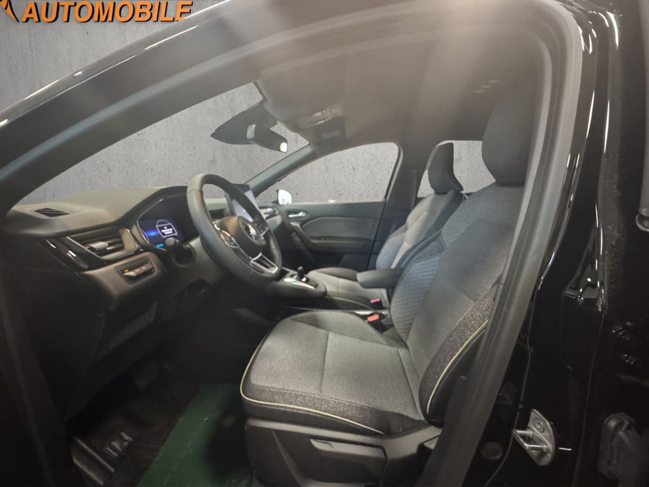 https://csb-strapi-files.fsn1.your-objectstorage.com/inventory-cars/images/bc261e9a2cf0bc653209f8a4c67099de1c22e689/9_1280_7405.jpg
