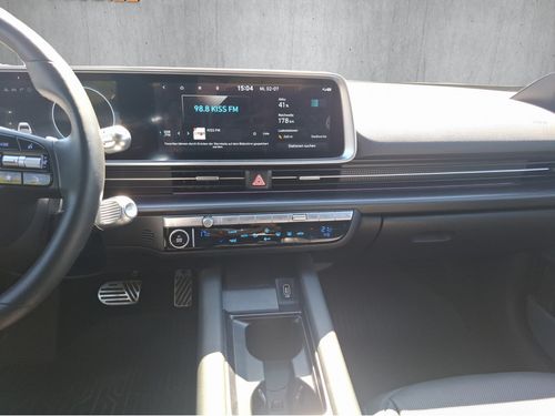 https://csb-strapi-files.fsn1.your-objectstorage.com/inventory-cars/images/bc39f0b858d8ef72036dbbf4dfb49d4c595221f1/17_500_1387.jpg