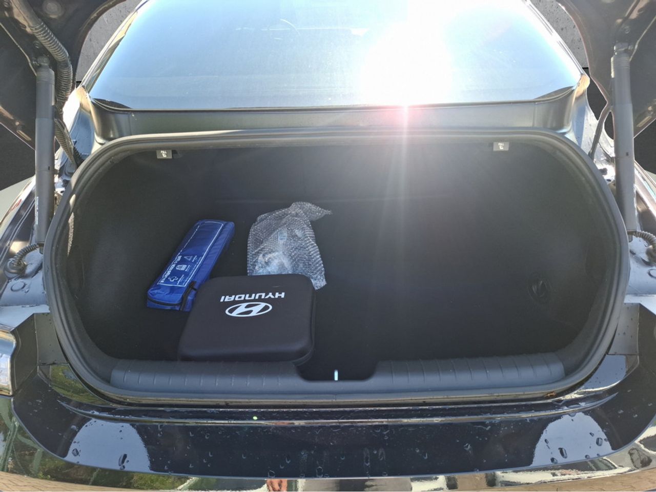 https://csb-strapi-files.fsn1.your-objectstorage.com/inventory-cars/images/bc39f0b858d8ef72036dbbf4dfb49d4c595221f1/18_1280_8497.jpg