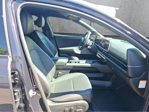 https://csb-strapi-files.fsn1.your-objectstorage.com/inventory-cars/images/bc39f0b858d8ef72036dbbf4dfb49d4c595221f1/20_500_8106.jpg