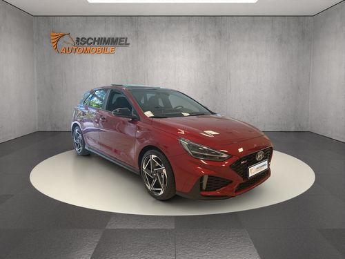 https://csb-strapi-files.fsn1.your-objectstorage.com/inventory-cars/images/bd0f1ebe8235303d1137d722e56be8f8719bb021/8_500_2707.jpg